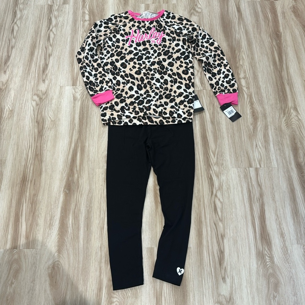 Hurley cheetah set. Girls size large (12-13 years)